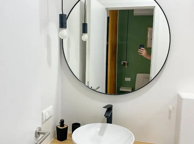 Appartement Modern Overlooking Downtown Makarska